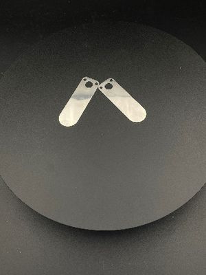 Fertigen Sie den Edelstahl besonders an, der Teile entsprechend Zeichnungen und Beispielventilplatte stempelt