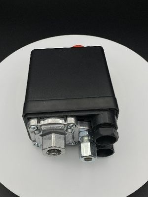 Standardmetall ISO9001, das Teile für Kfz-Elektronik stempelt